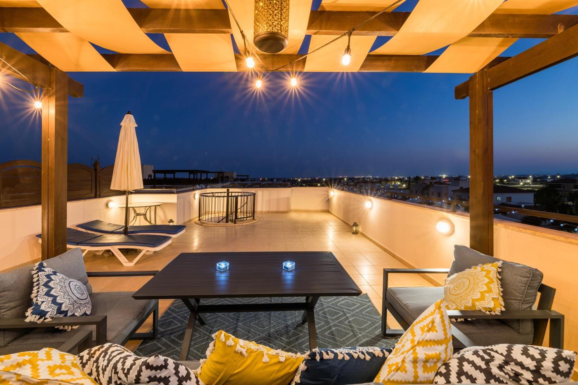 Blue Serenity Complex ลาร์นาคา ภายนอก รูปภาพ